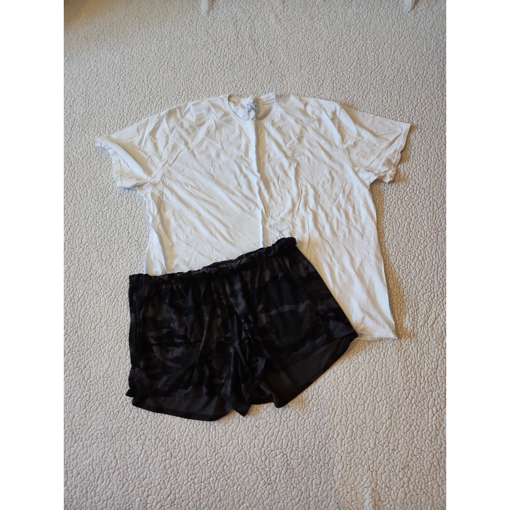 Athletic works Gildan shirt and shorts loungewear sleepwear pajama set oversized